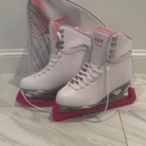 JACKSON White and Pink Women's Figure Ice Skates Size 9